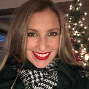 Meet your Posher, Erin